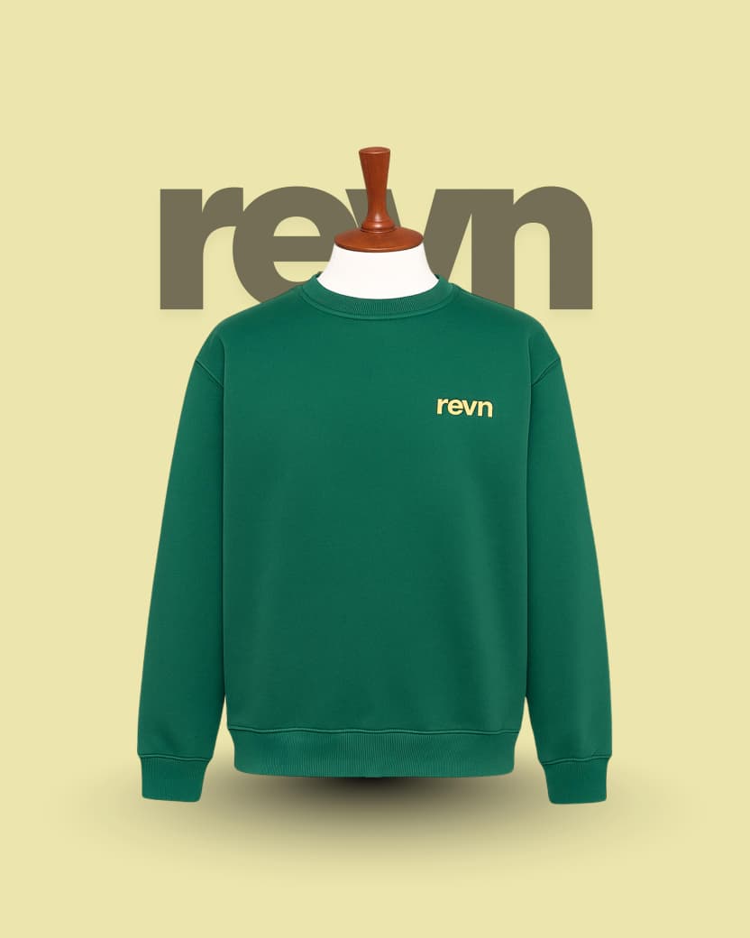 Green Baggy Statement Sweatshirt with Golden 'Jis Ko Jo Bhi Milta Hai' Print - Image 3